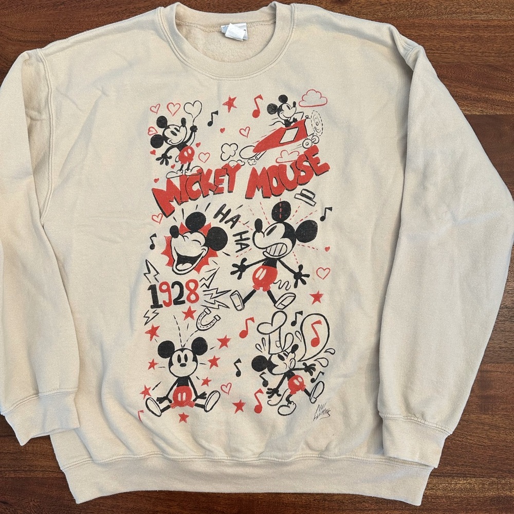 Disney x Wonderground Gallery Mickey Mouse pullover sweatshirt